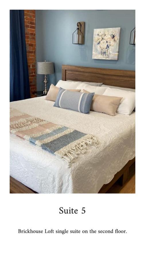 Brickhouse Loft - A Boutique Hotel Martinsville エクステリア 写真